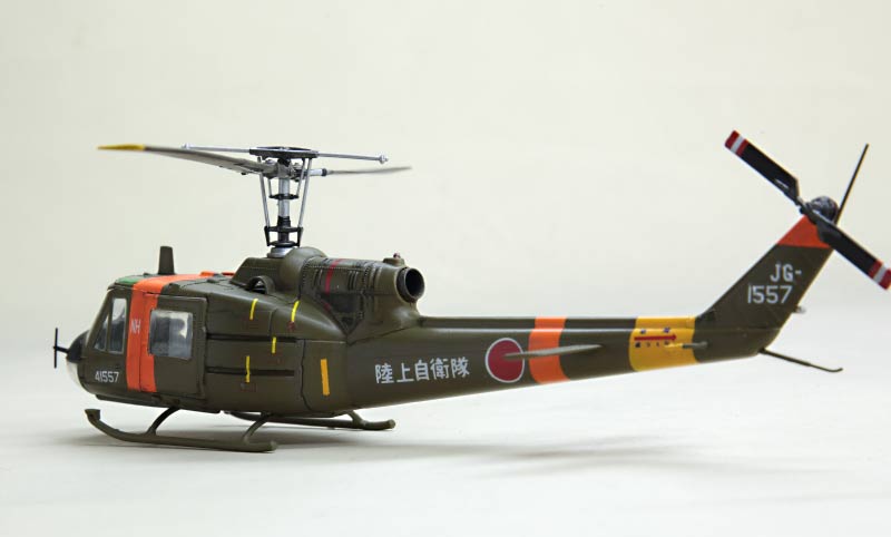 BELL UH-1B HUEY